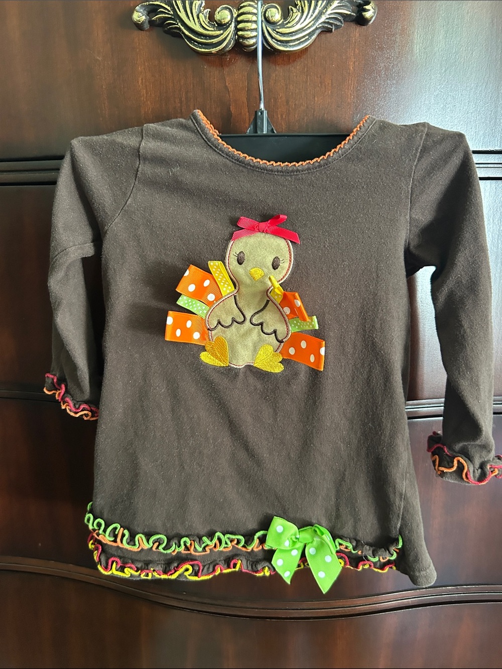 Good Lad Brown Long-Sleeve Top with Chick Appliqué and Colorful Bows
